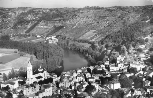 BR49518 Albas le bourg et cayrat Frankreich