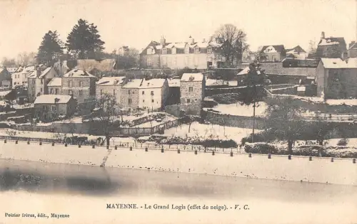 B106609 Frankreich Mayenne Le Grand Logis River Winter