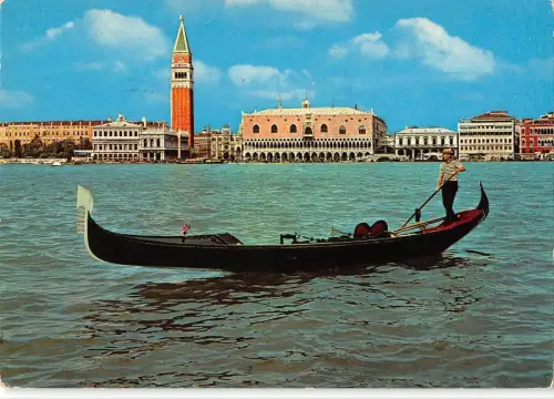 BT1707 venezia panorama con gondola italy