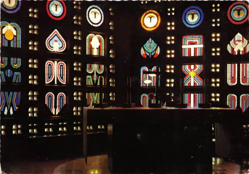 BR31536 Baccarat Interieur de l eglise france