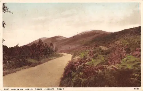 uk24595 malvern hills from jubilee drive uk