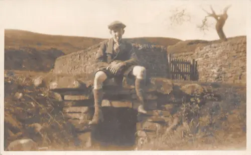 Lot363 UK Sozialgeschichte Rauchen und Gehen coole Socken Mütze Echtfoto