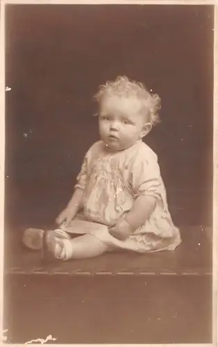 Lot363 UK Echtfoto Sozialgeschichte Baby Bargoed Brecon Beacons Wales