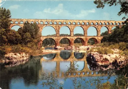 BR22189 Le Pont du gard france
