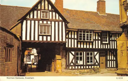 B103766 norman gateway evesham uk