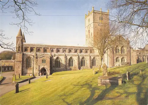 BR76425 St Davids die Kathedrale von den Südwales