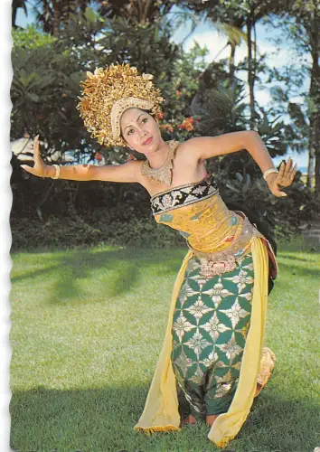 BT14702 Tari Oleg Bali Indonesia