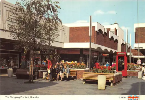 uk49117 shopping precinct grimsby uk