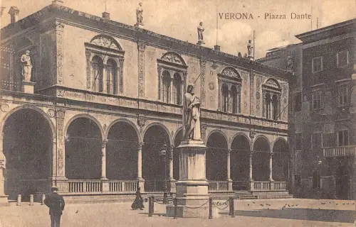 BF5710 verona piazza dante italy Italy