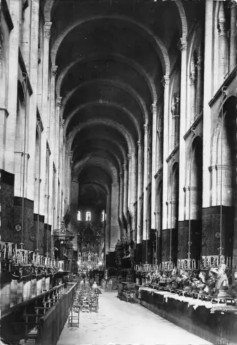 BT6640 Toulouse interieur de la basilique St Sernin France