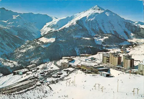 BT9959 Orciers merlette panorama sur la station et ses belles mont France