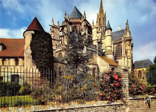 BR54910 abside de la cathedrale notre dame Senlis france