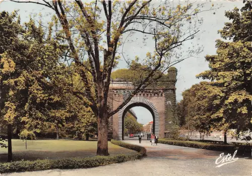 BR29502 Porte Serpenoise Metz Frankreich