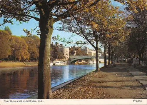 BR92014 River House and Lendal Bridge York UK