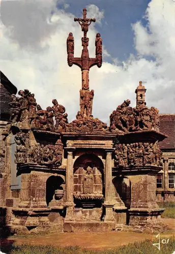 BT8054 Guimiliau le grand calvaire Frankreich