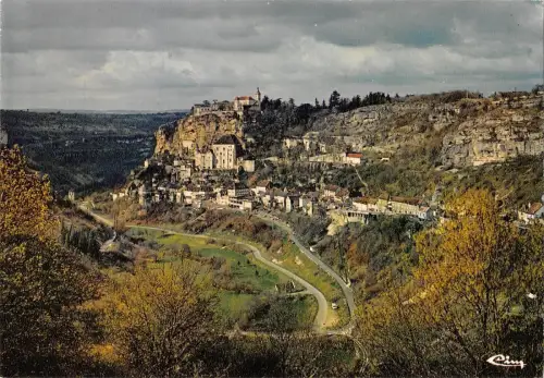 BT9852 Rocamadour les maisons sur le ruisseau France