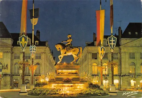 BT8421 Orleans place du martroi France