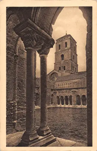 BF8090 arles cloitre saint trophime interieur du cloitr france Frankreich