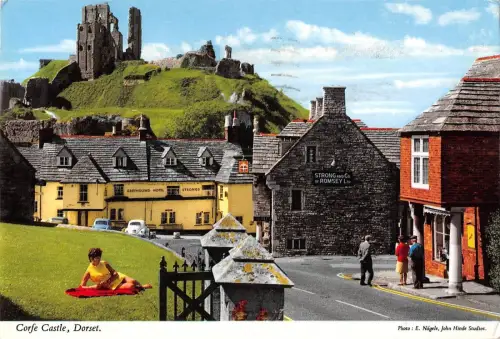 BR92434 corfe castle dorset uk