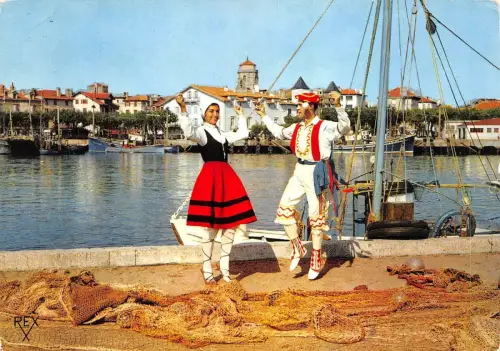 BF54 st jean de luz danseurs basque la fandango France