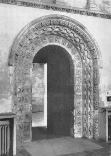 BR76088 norman doorway st albans abbey uk