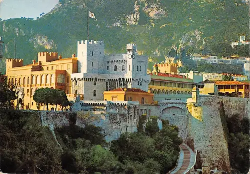 BR71112 monaco le palais princier et ses remparts