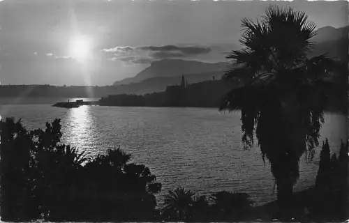 BR9310 Coucher de Soleil a cote de Azur france