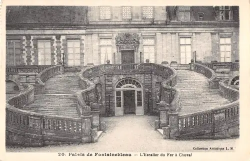 BR71600 palais de fontainebleau l escalier du fer a cheval france