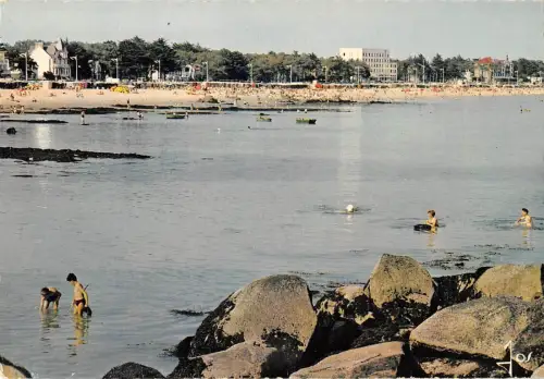 BR48587 Carnac les hotels et la plage a maree haute Frankreich
