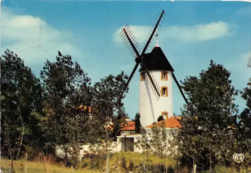 BR30101 Au Pays de Monts moulin a vent Windmühle Frankreich