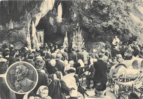 BR20714 Lourdes les montfortains a la grotte de massabielle Frankreich