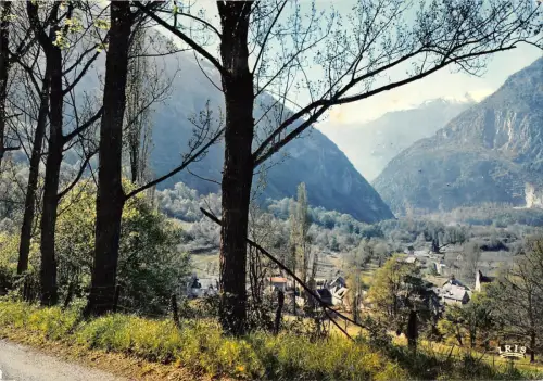 BT10164 Saint Beat aux envirosn le village d eup France