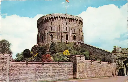 BR66558 The Round Tower Windosr Castle UK 14x9cm