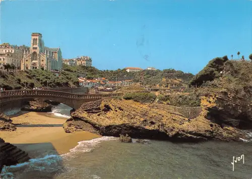 BT4849 Biarritz le rocher du basta France
