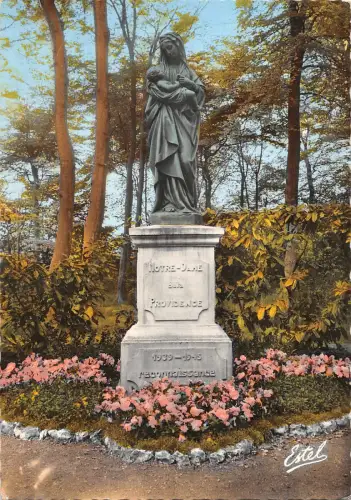 BT6721 le mensnil esnard le parc notre dame France