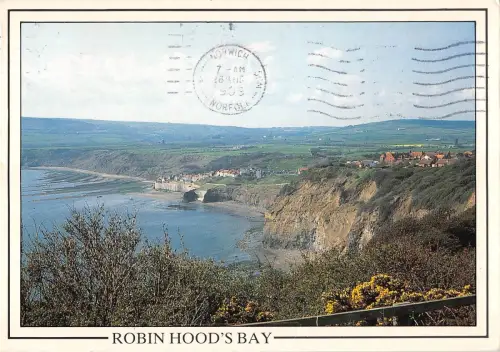 B103023 robin hood s bay uk