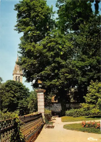 BT10290 Bourbonne les bains le parc du chateau France