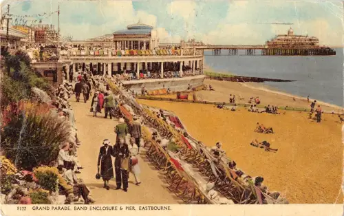 BR77581 Grand Parade Band Gehege Pier Eastbourne UK 14x9cm