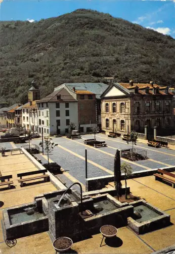 BT4307 Ax les thermes place du marche France