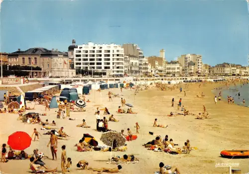 BT5585 Sables d olonne la plage France