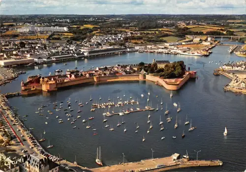 BR51820 La ville close et le port de plaisance Concarneau Frankreich