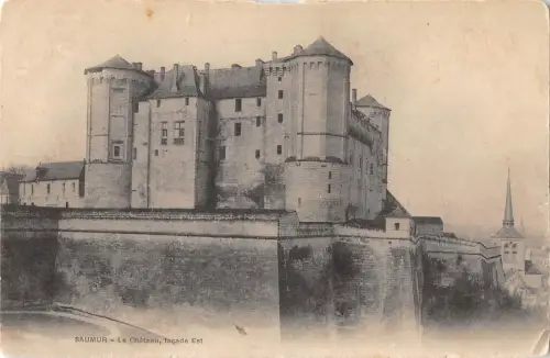 BF10466 saumur le chateau france Frankreich