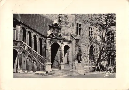 BT3901 Dijon Le palais des Ducs de Bourgogne Frankreich