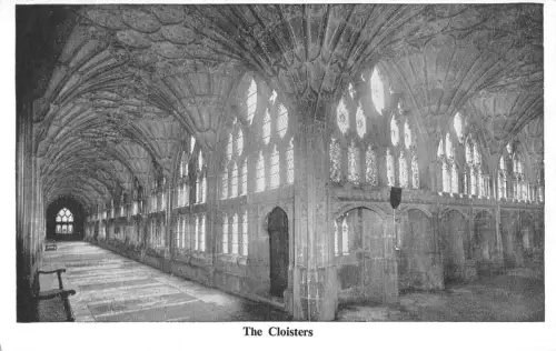 BR66597 the cloisters cathedral gloucester uk 14x9cm