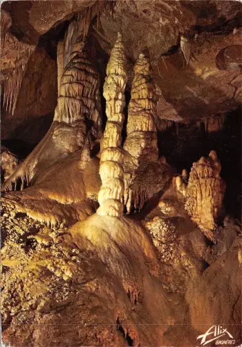 BF881 colonnade du temple hindou bagneres de bigorre Frankreich