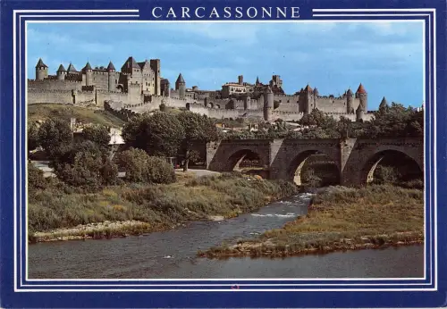 BT5748 Carcassonne cite medievale France