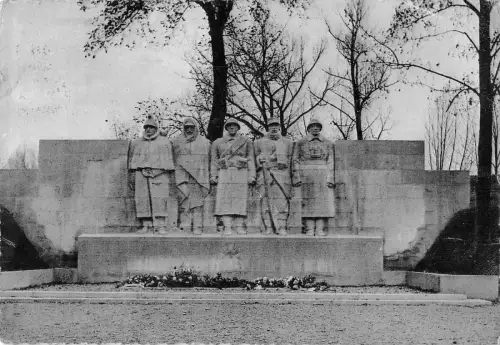 BT6729 Monument aux engants de Verdun morts pour la france Frankreich