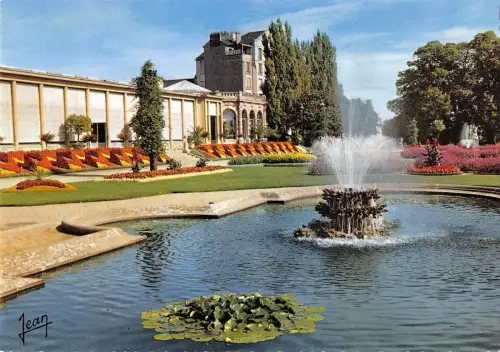 BR54830 Le jardin du Thabor Rennes france