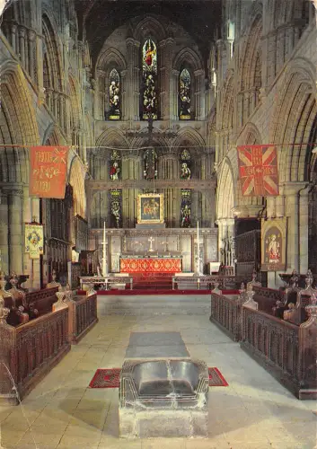 B101951 hexham abbey the chor and sanctuary uk