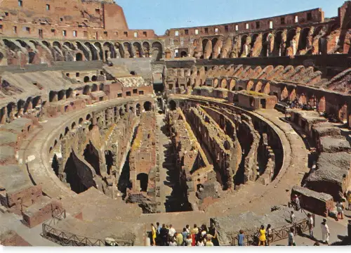 BT1632 roma il colosseo interno italy